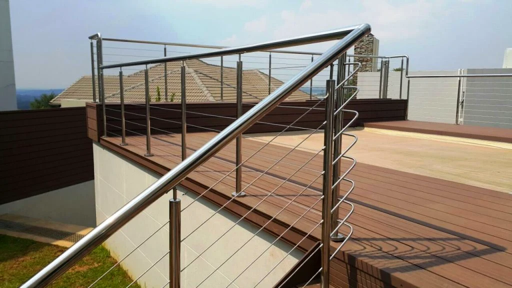 Stainless steel cable railing over composite decking - deck builder in Northern California - MH Builders